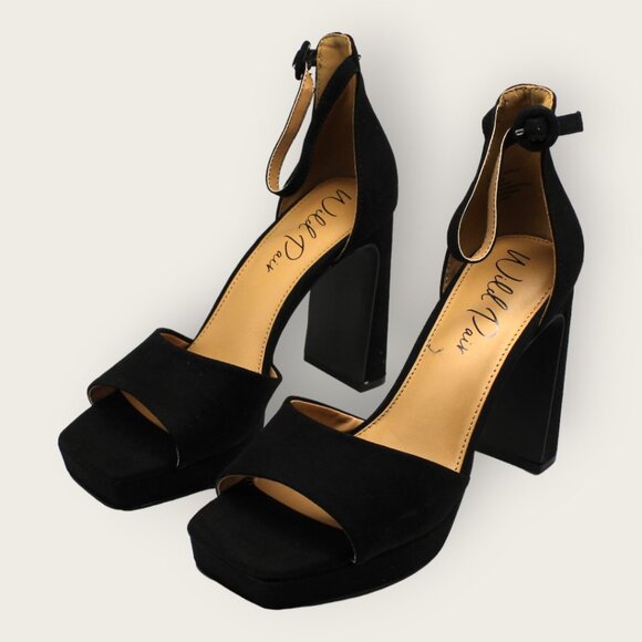 New With Box Black Block Heels - Picture 4 of 8